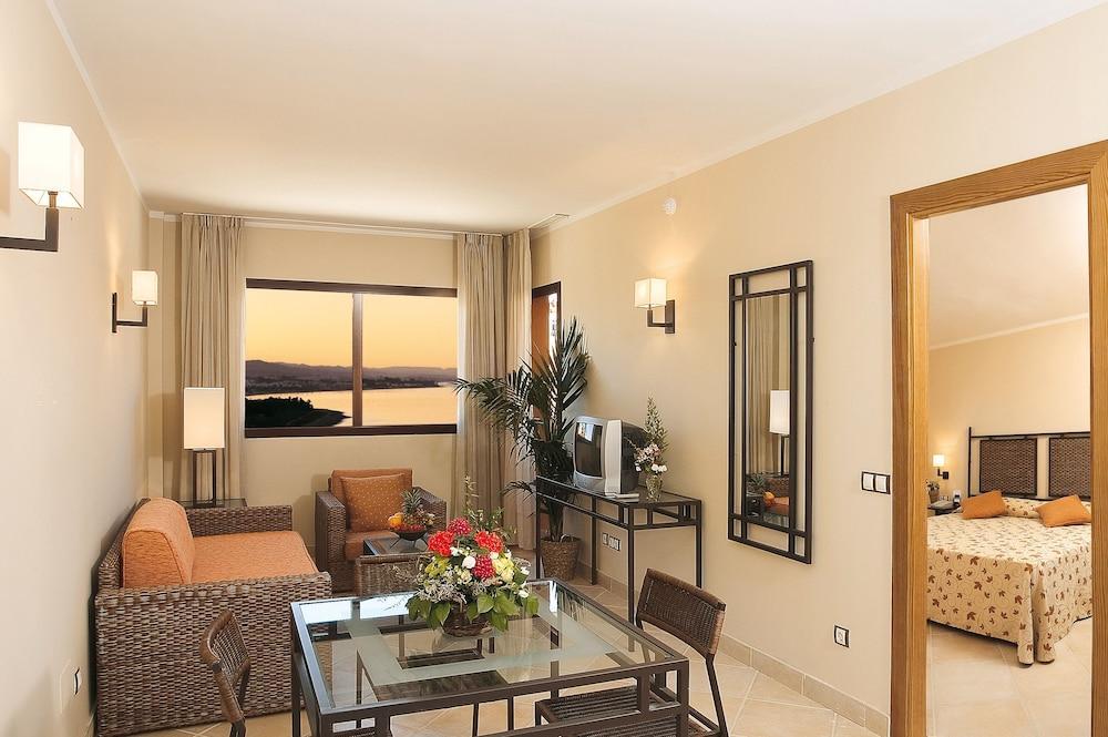 Bakour Oh Nice Costa Del Sol Estepona Exterior photo